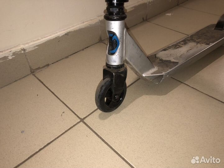 Трюковой самокат oxelo