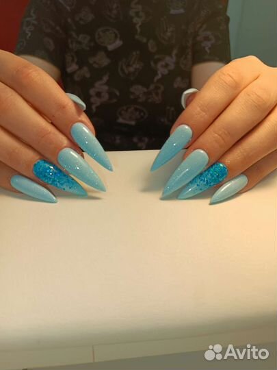 Маникюр и педикюр