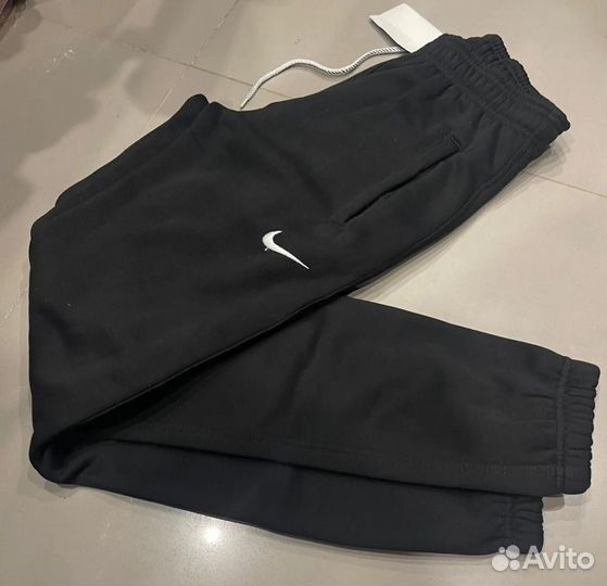 Спортивные штаны nike теплые