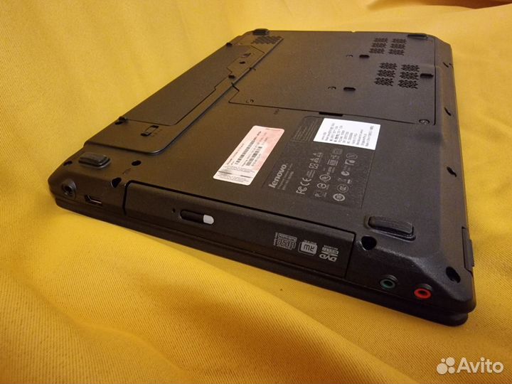 Ноутбук lenovo g560