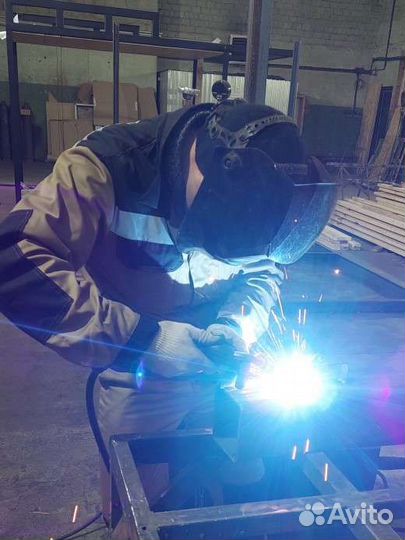 Слесарь сборщик металлоконструкций