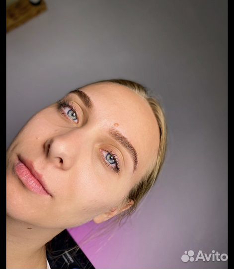 Модель на брови бесплатно