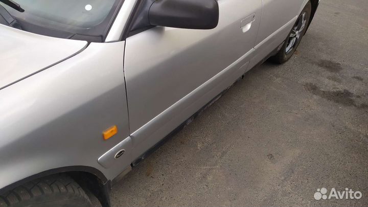 Audi A6 2.0 МТ, 1996, 300 000 км