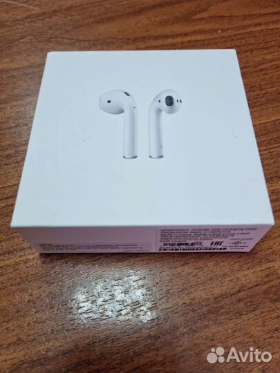 Наушники Apple AirPods