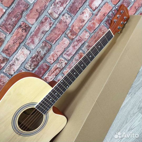 Гитара акустическая новая большой корпус