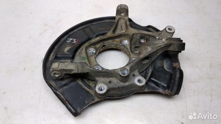 Кулак поворотный задний правый Mercedes-Benz E