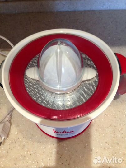 Соковыжималка Moulinex Vitapress 1000 для цитрусов