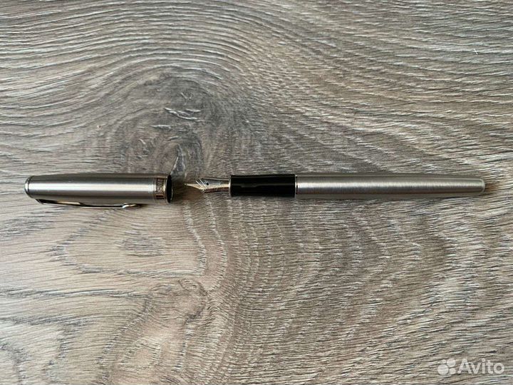 Перьевая ручка parker