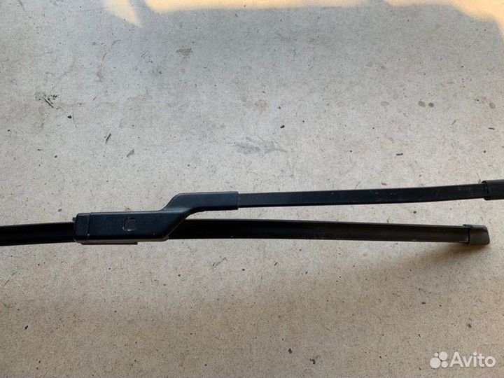 Поводок стеклоочистителя передний левый Ford Focus