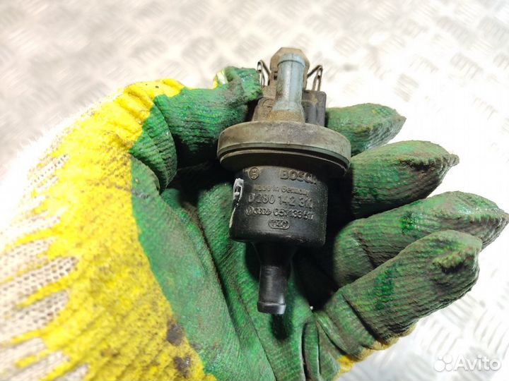 Клапан вентиляции топливного бака Volkswagen Polo