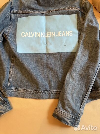 Джинсовая куртка calvin klein