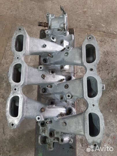 Впускной коллектор 04781036AA