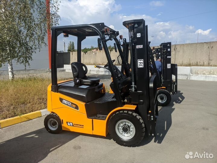 Вилочный погрузчик UN Forklift FB20, 2024