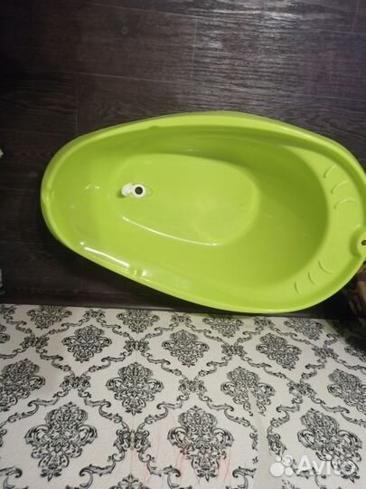 Ванночка для купания новорожденного