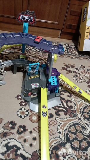 Трек Zuru Metal Machines Spider Strike