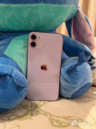 iPhone 11, 64 ГБ