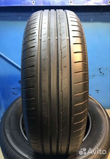 Yokohama BluEarth AE50 SUV 215/65 R17