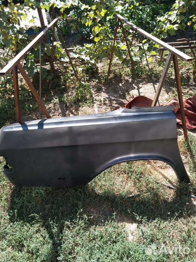 Заднее правое крыло на газ 31029