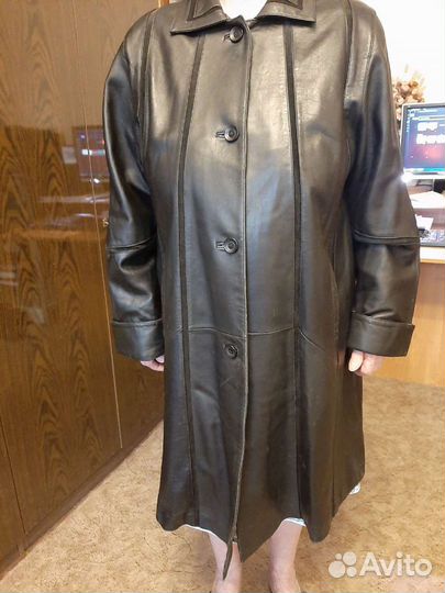 Кожаный плащ