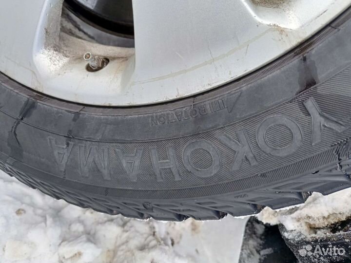 Yokohama Ice Guard Stud IG55 225/55 R17
