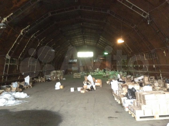 Склад, 742 м²