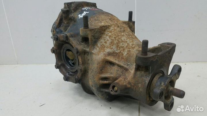 Редуктор задний Mercedes S280 W126 M110.989 2 1983
