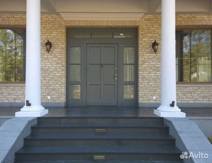 Дверь пластиковая / входная группа