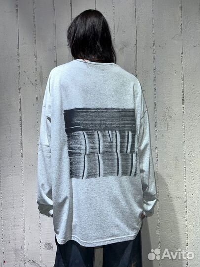 Лонгслив - Хаос во Вселенной-L