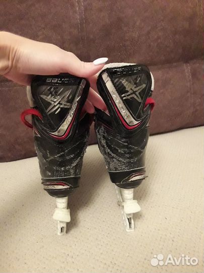 Коньки хоккейные детские X700