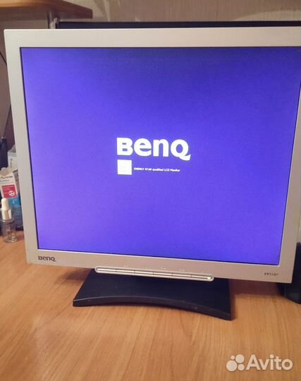 Монитор Benq Q7T4