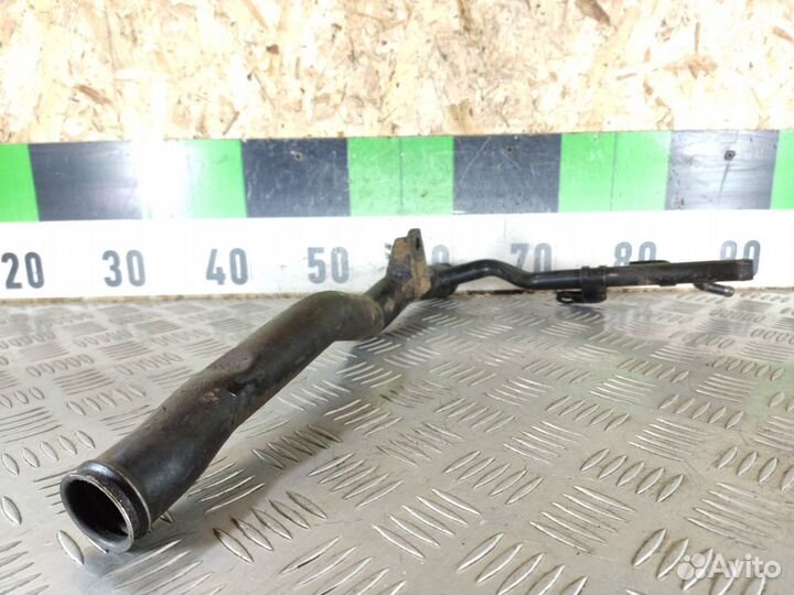 Трубка системы охлаждения Mitsubishi Carisma 2000