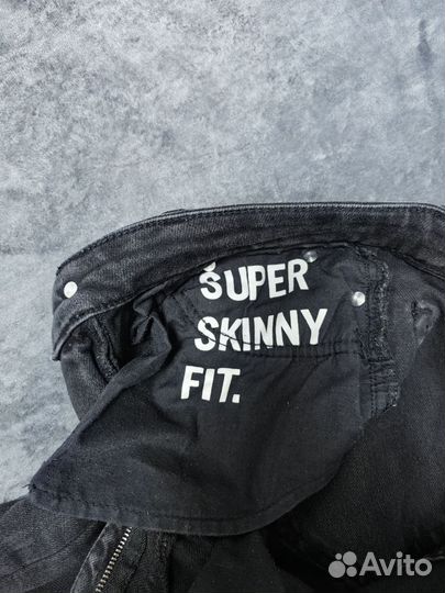 Джинсы Bershka