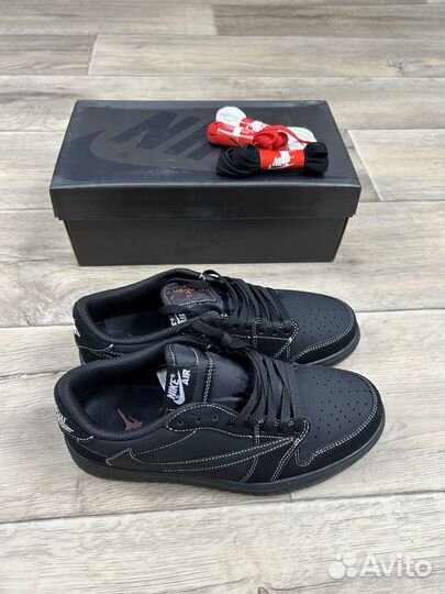 Кроссовки Nike