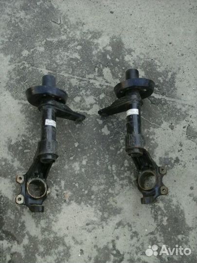 Daewoo Nexia поворотный кулак R14