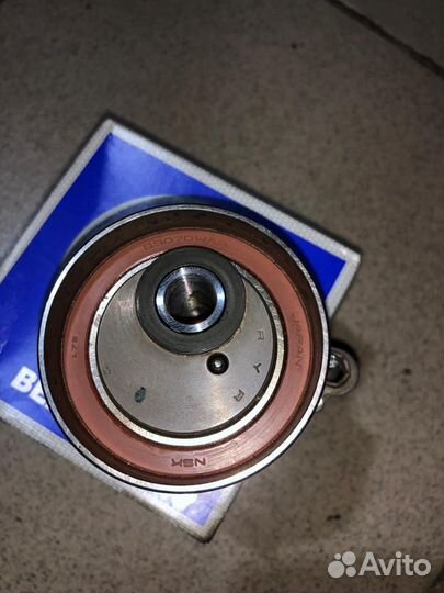 Ролик натяжной honda грм 14520PLC305 NSK