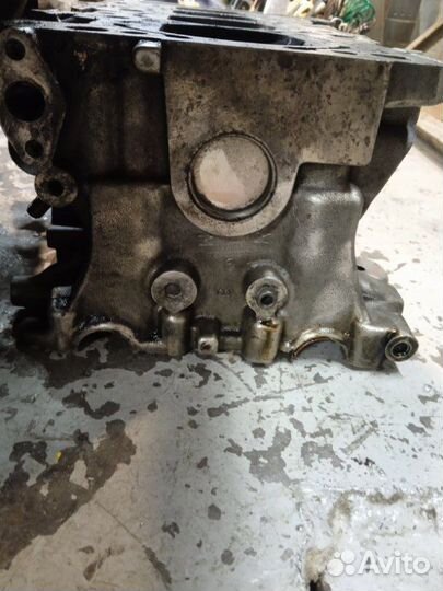 Головка блока цилиндров правая Audi Q7 4L BAR 2006