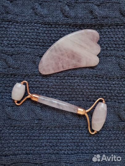 Массажер для лица розовый кварц