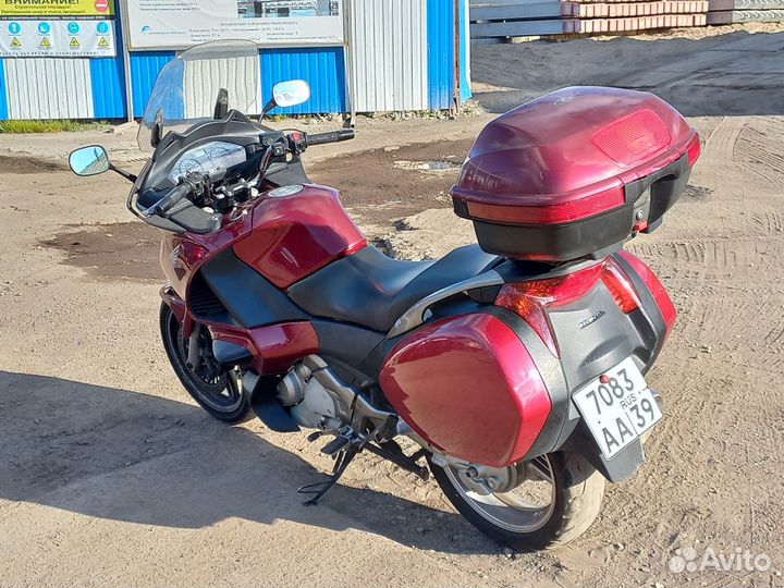 Honda NT700V Deauville