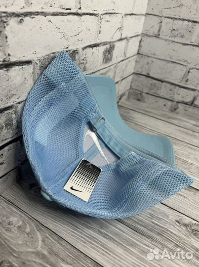 Бейсболка голубая Nike найк сетка