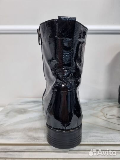 Бательоны женские 40 размер, лаковая кожа
