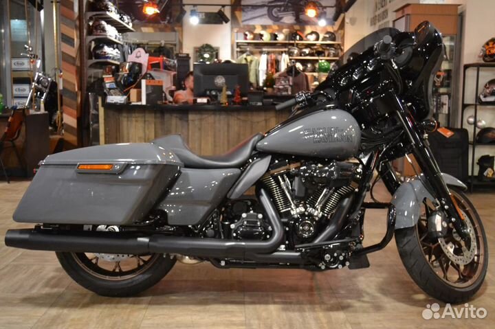 Harley-Davidson Street Glide ST