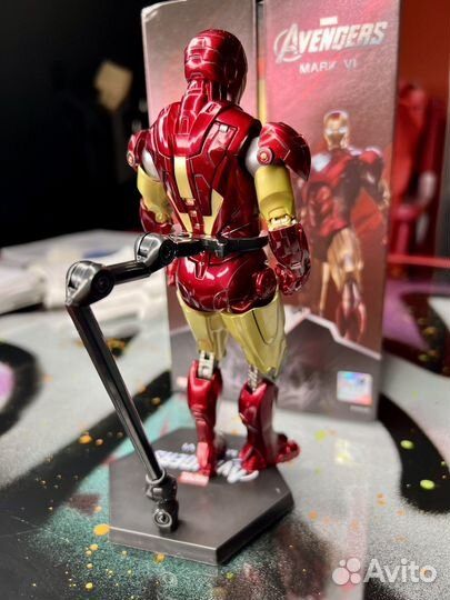 Iron man фигурка