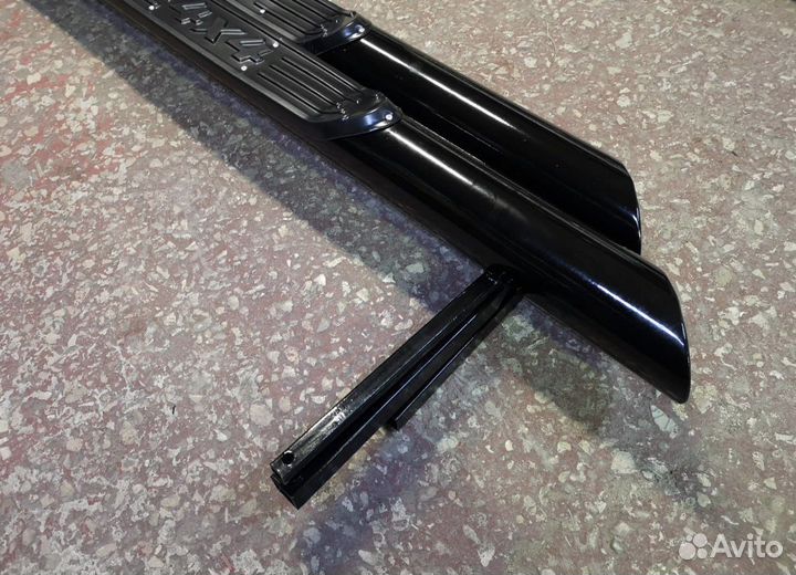 Пороги нива 2121 2114 черный глянец со скосом