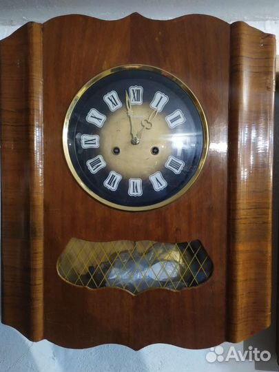 СССР настенные часы с боем и без Янтарь