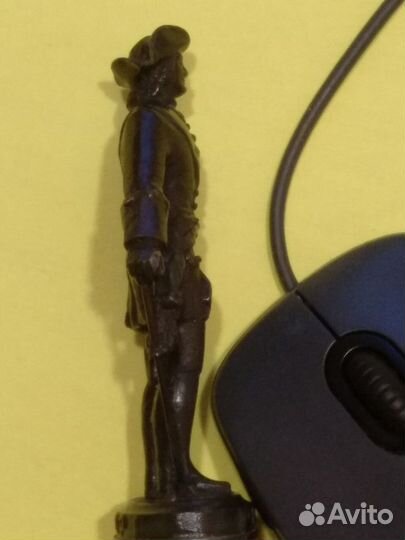 Фигурки статуэтки Пётр Первый и др