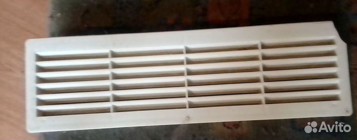 Вентиляционная решетка дверного блока