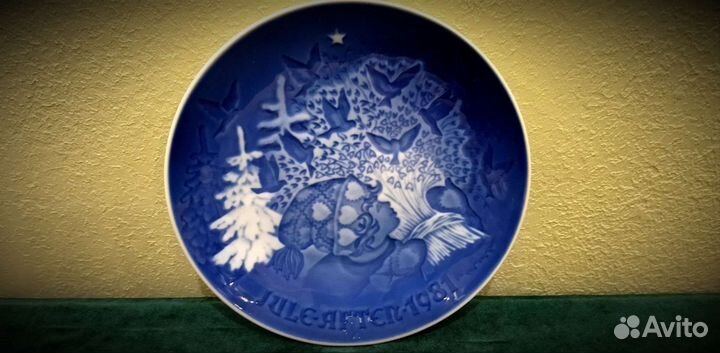 Винтажные Настенная тарелка
