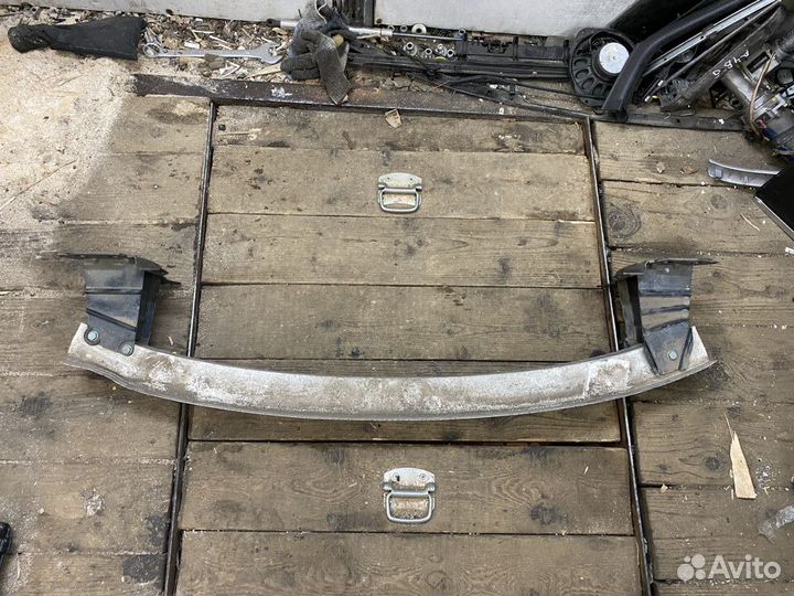 Усилитель переднего бампера Audi A3 8P