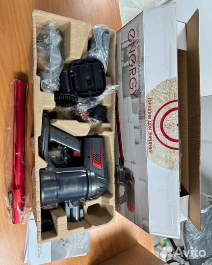 Вертикальный аккумуляторный пылесос energy