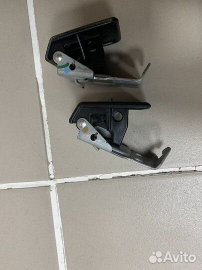 Ручка открывания капота Mitsubishi L200